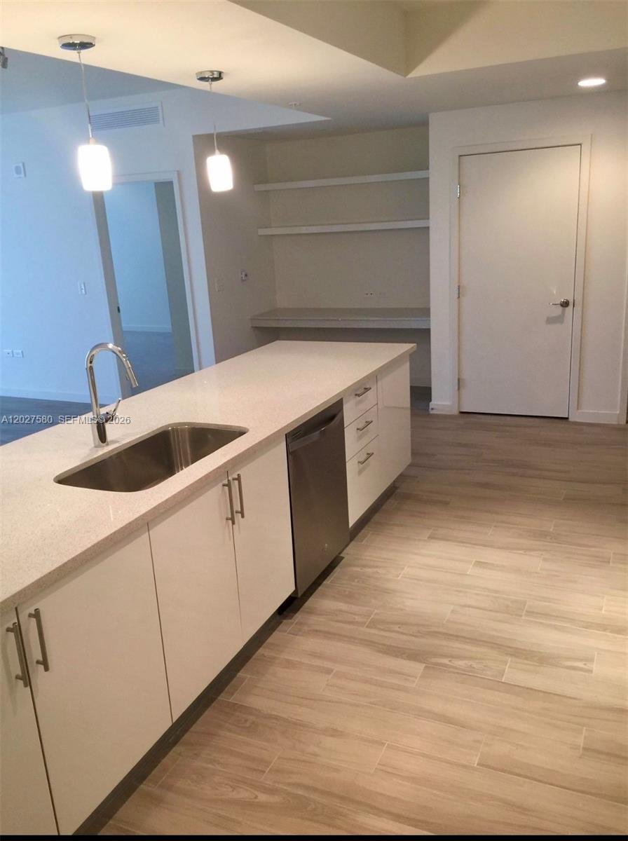 Condo in Miami, Florida, United States 2 - 18041397