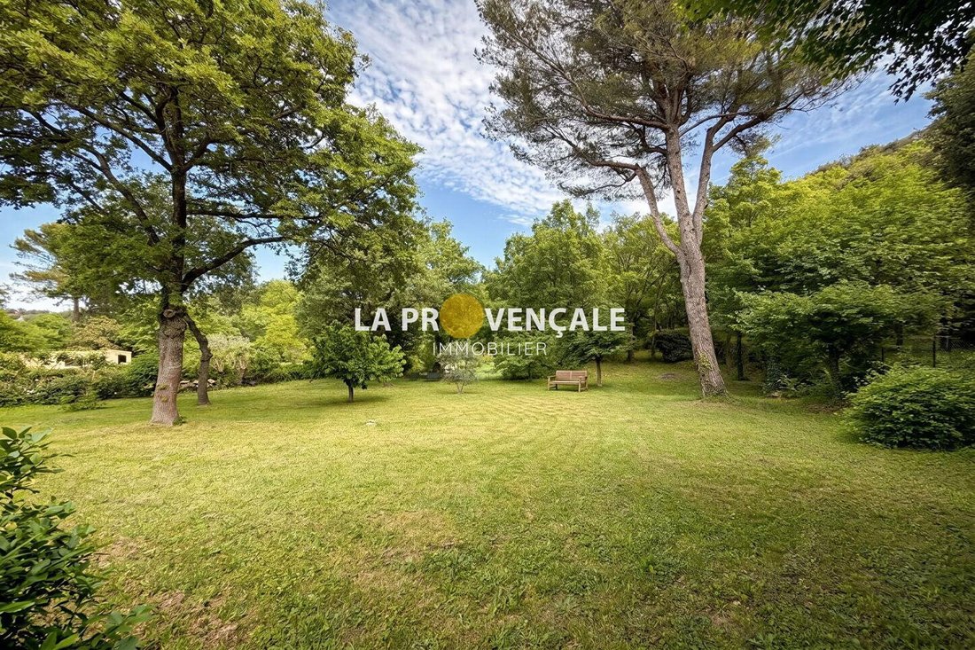 Villa in Hameau, Simiane-Collongue, France 3 - 18045004