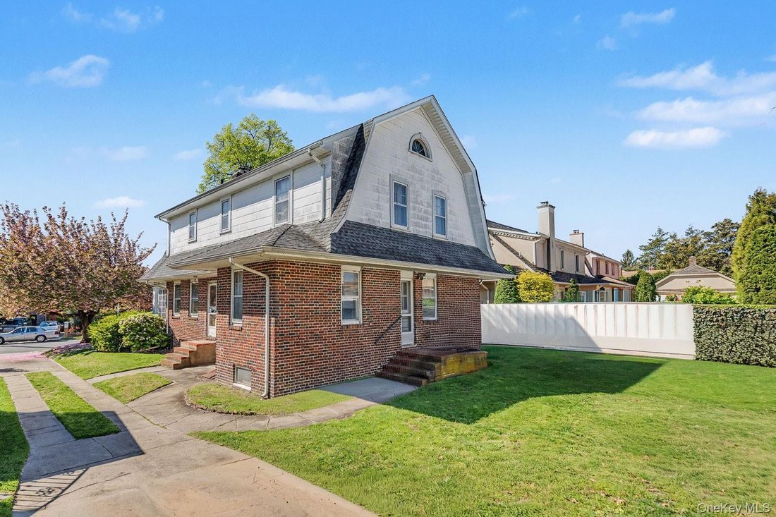 House in New York, New York, United States 4 - 18036479