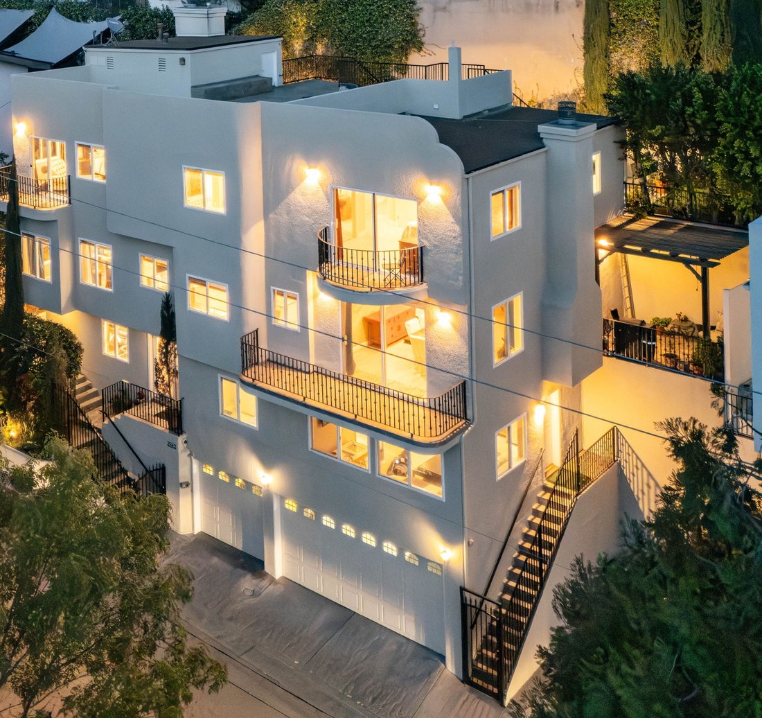 House in Los Angeles, California, United States 2 - 18039879