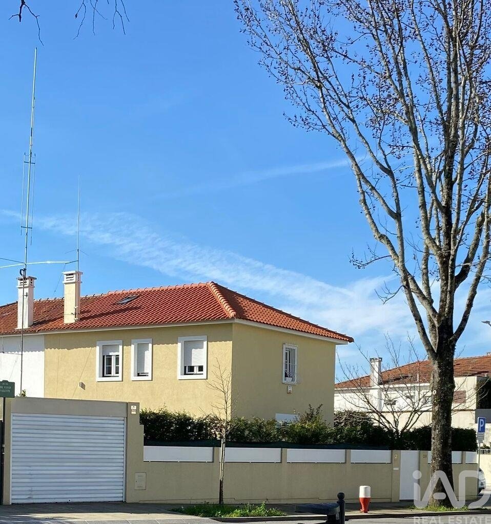 Townhouse in Ramalde, Porto District, Portugal 1 - 17992340