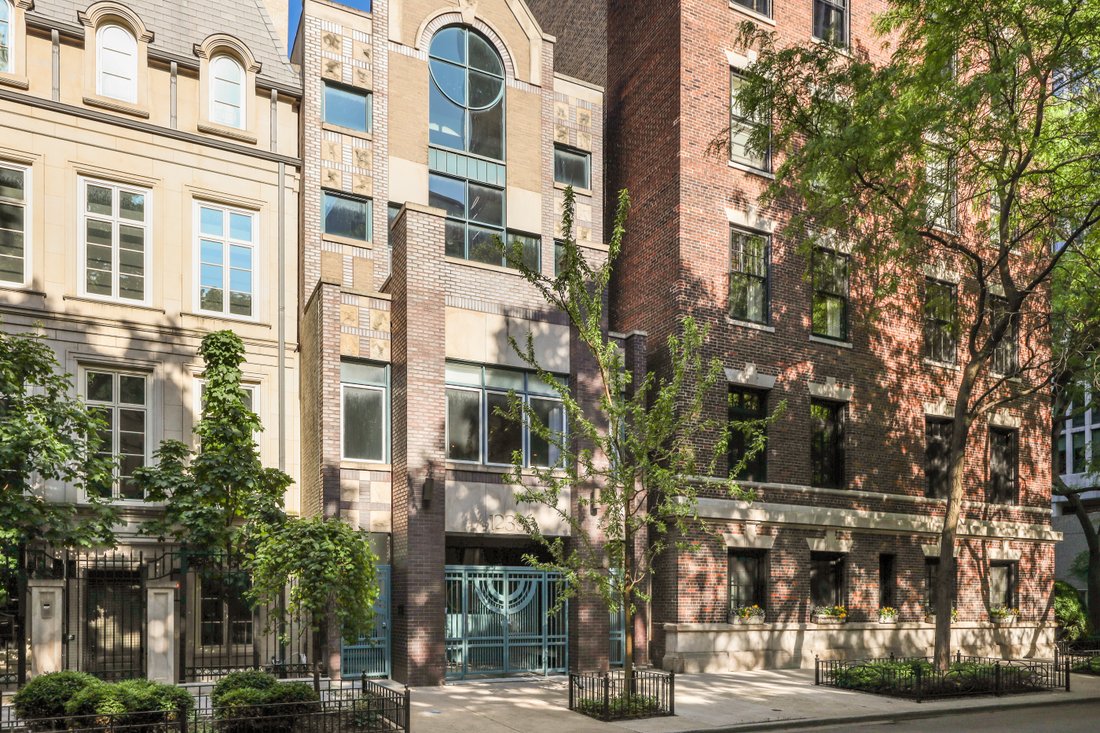 Condo in Chicago, Illinois, United States 1 - 18035480