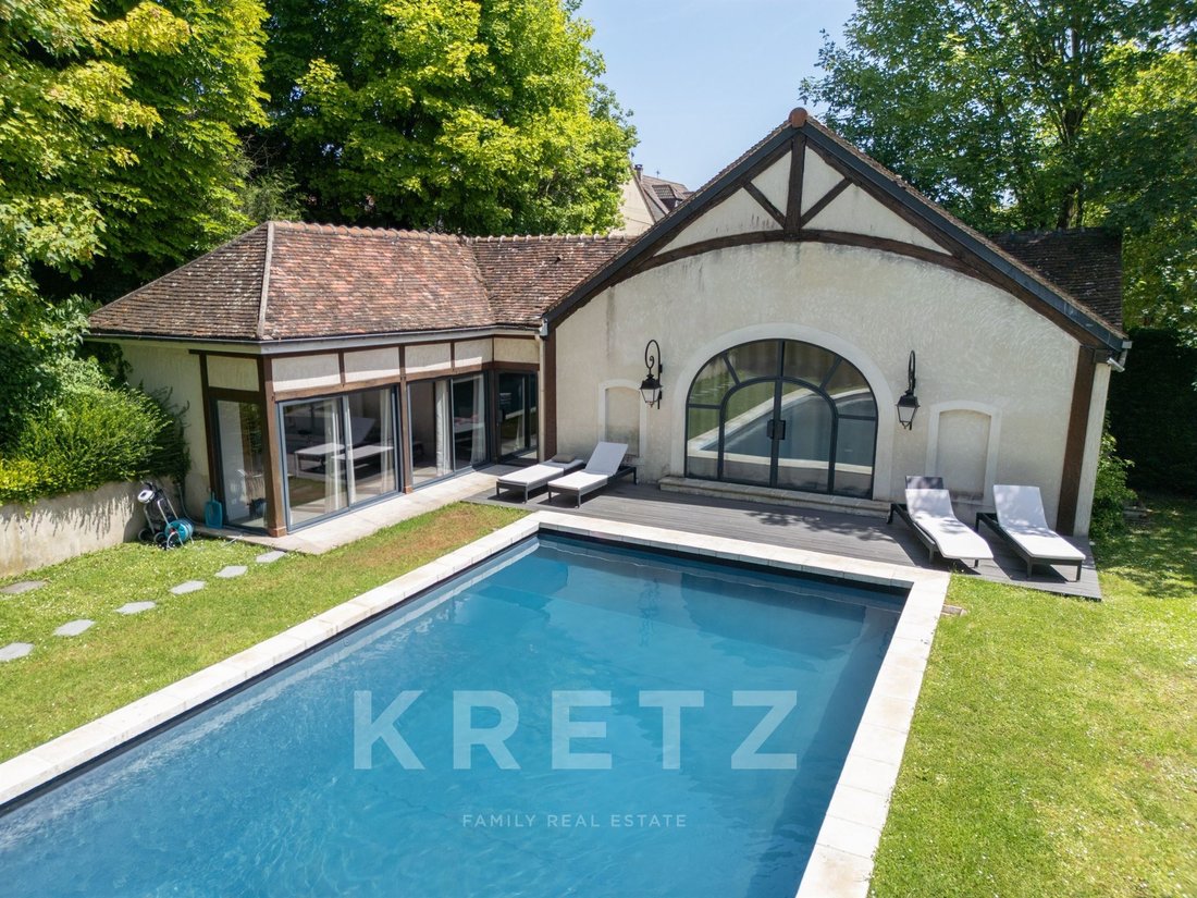 House in Neauphle-le-Vieux, Ile-de-France, France 4 - 15241457