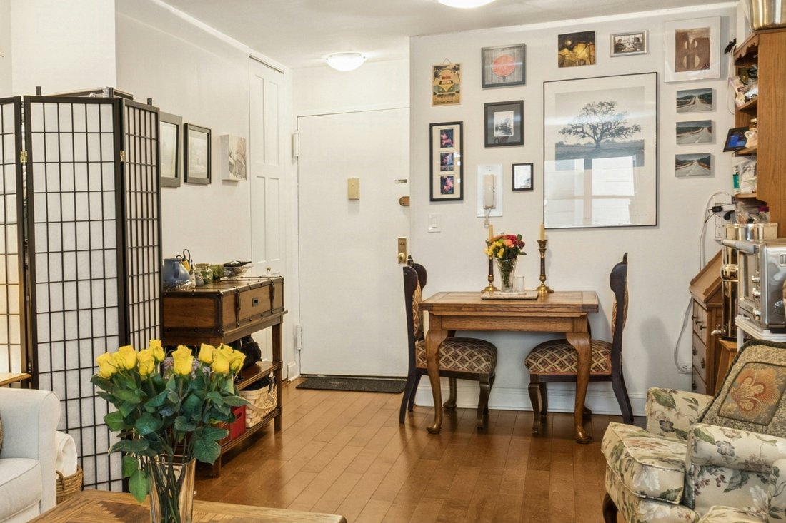 Co Op in New York, New York, United States 5 - 16867459