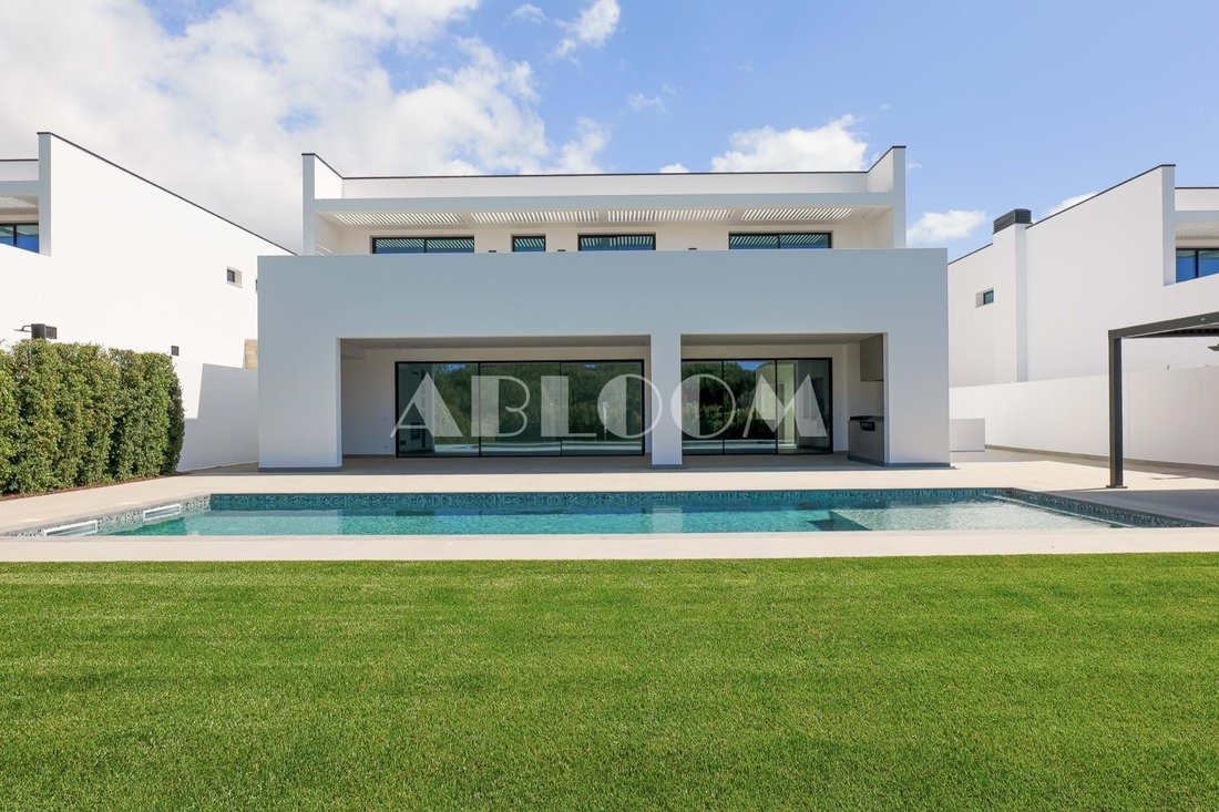 Villa in Vilamoura, Quarteira, Algarve 2 - 18039264