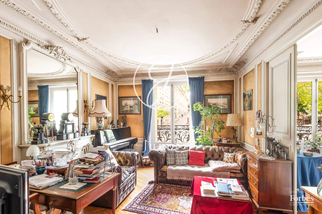 Apartment in Goutte d'Or-Château Rouge, Paris 18e Arrondissement, Paris 2 - 18038456