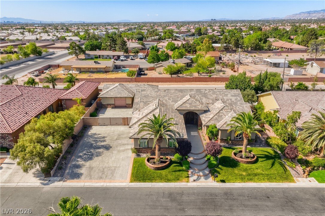 House in Las Vegas, Nevada, United States 5 - 18048969