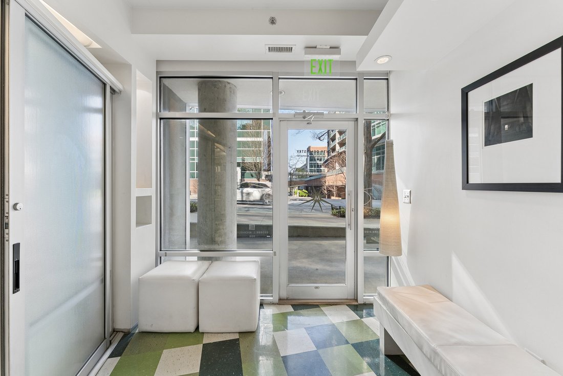 Condo in Atlanta, Georgia, United States 3 - 18045636