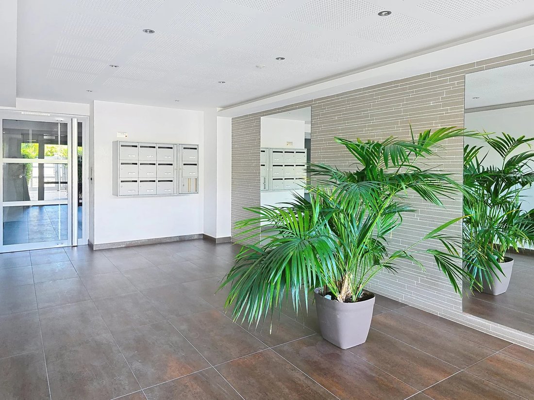 Apartment in Ponteil, Antibes, France 2 - 18042521