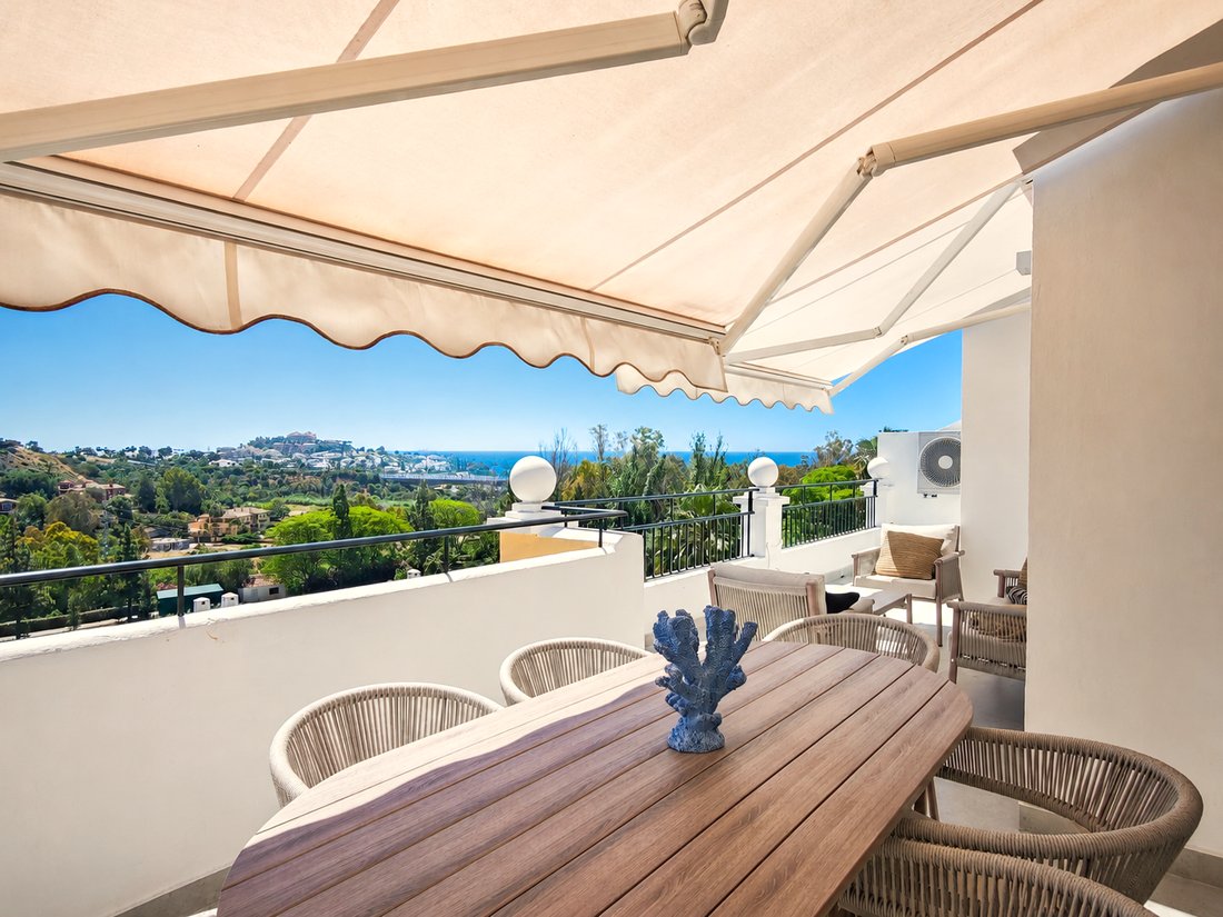 Apartment in Benahavis, Andalusia, Spain 2 - 18040299