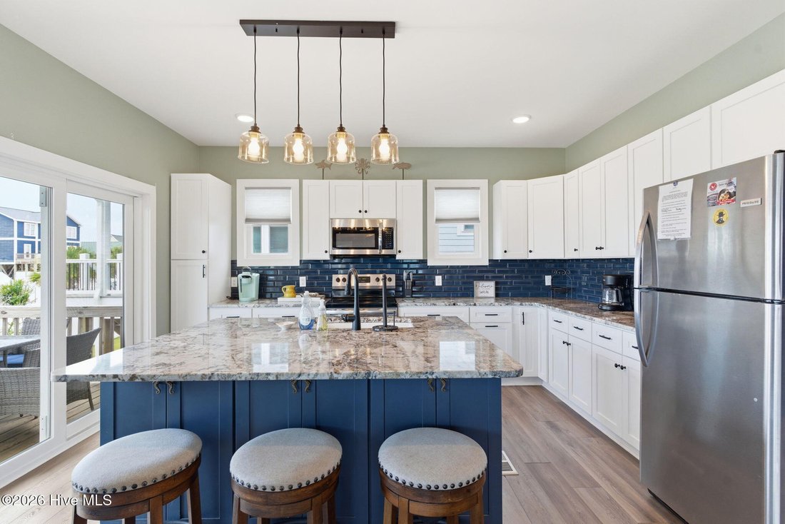 House in Oak Island, North Carolina, United States 5 - 18028915