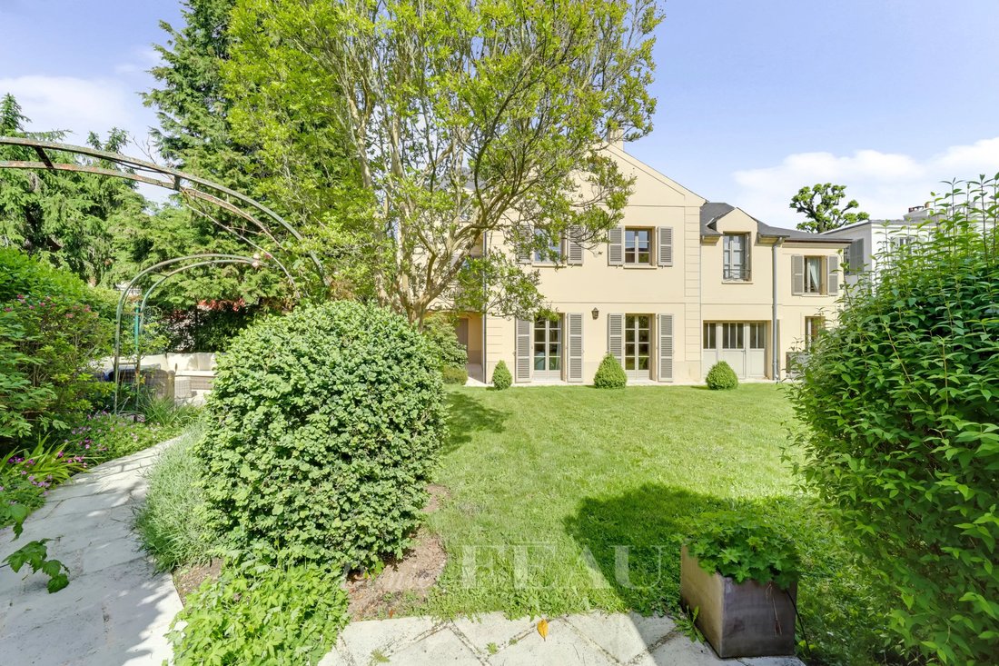 House in Montreuil, Versailles, France 3 - 18038103