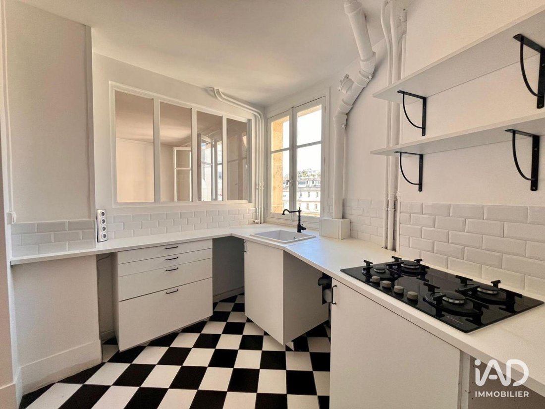 Apartment in Auteuil Sud, Paris 16e Arrondissement, Paris 4 - 18046282