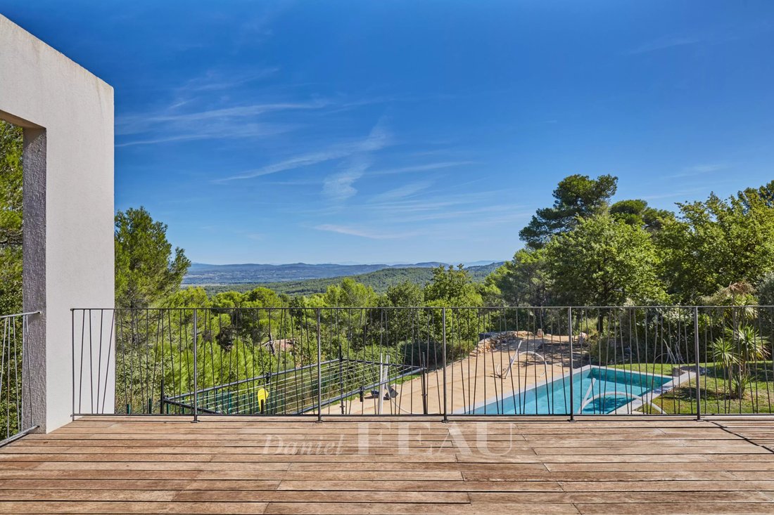 Maison à Granettes-Jauberte-Sainte Anne, Aix-en-Provence, France 2 - 18038157