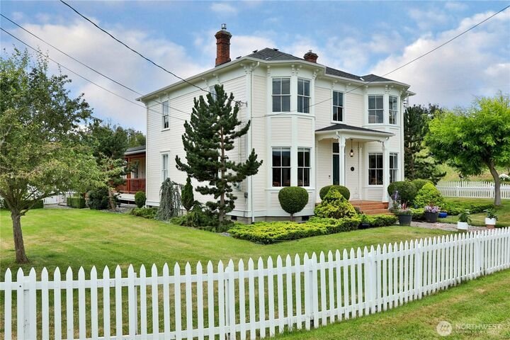 House in Coupeville, Washington, United States 1 - 18052620