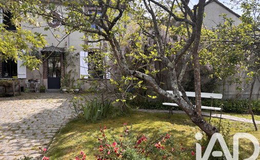 House in Bourron-Marlotte, Ile-de-France, France 1