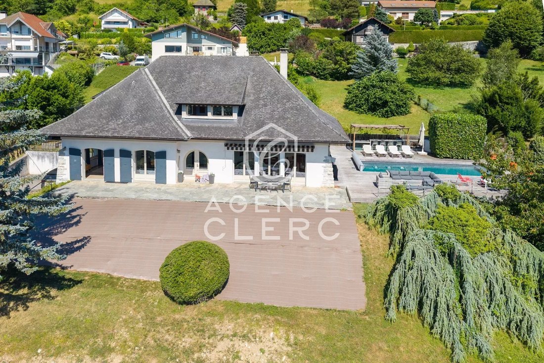 Villa in Veyrier-du-Lac, Auvergne-Rhône-Alpes, France 3 - 15874049