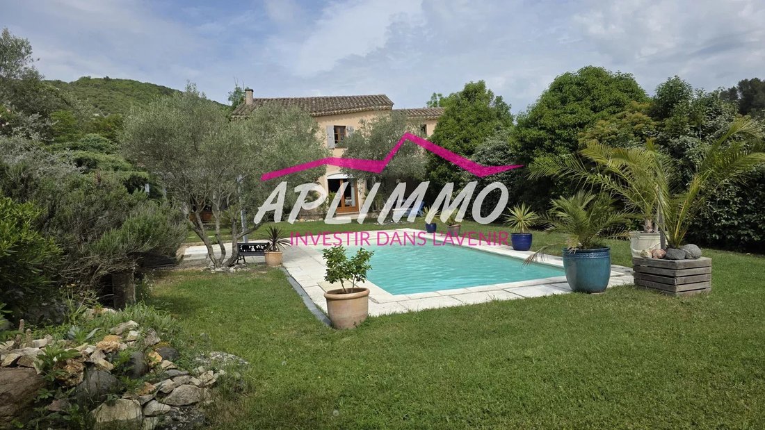 Villa in Saint-Thome, Auvergne-Rhône-Alpes, France 1 - 18045087