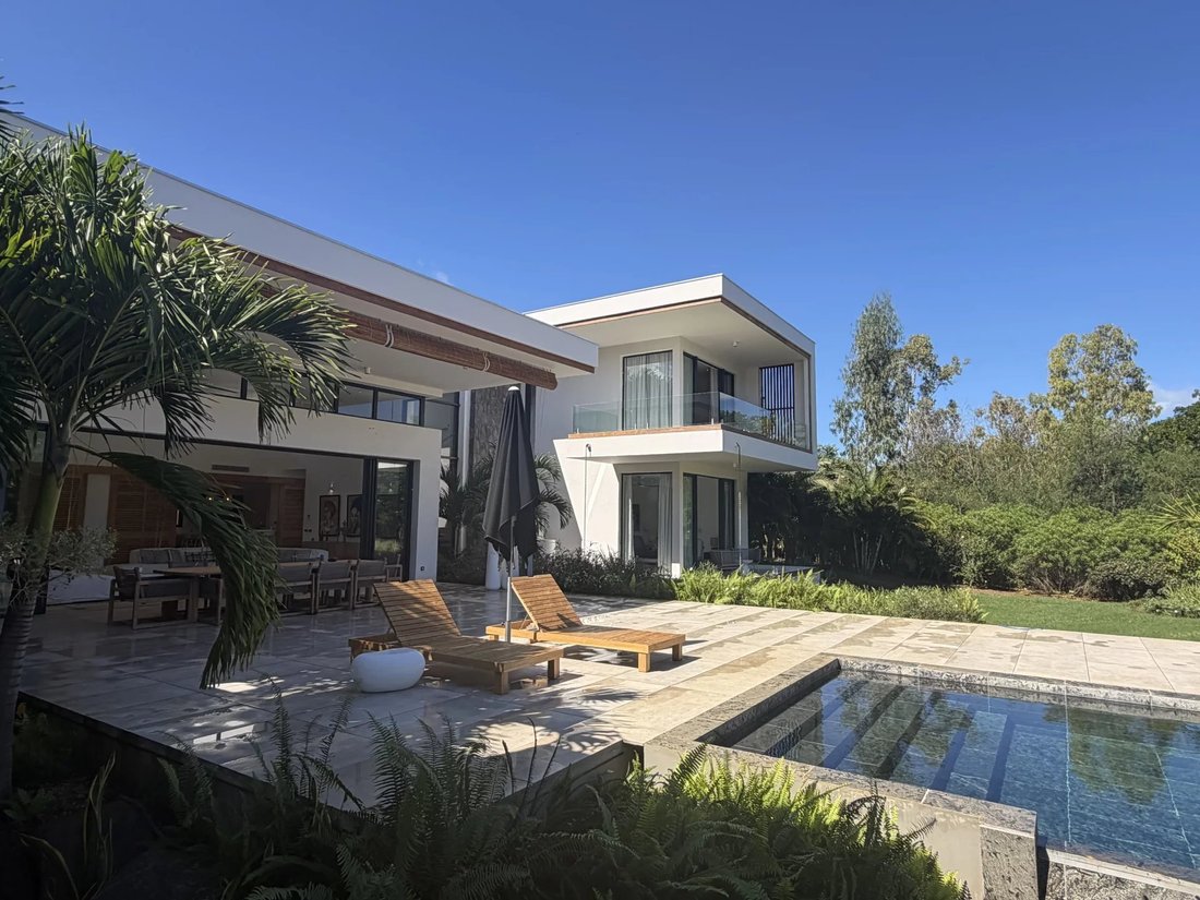 Villa in Tamarin, Rivière Noire District, Mauritius 1 - 18038430