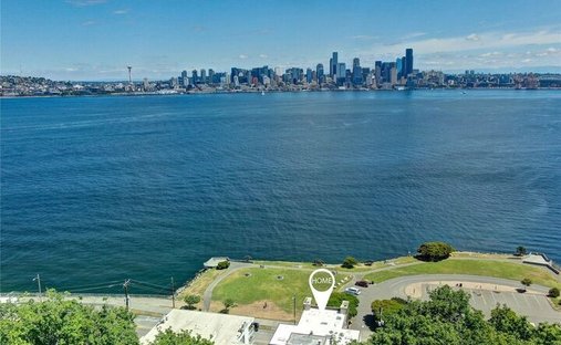 Condo in Seattle, Washington, United States 1