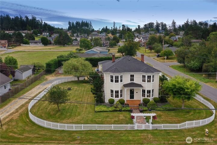 House in Coupeville, Washington, United States 3 - 18052620