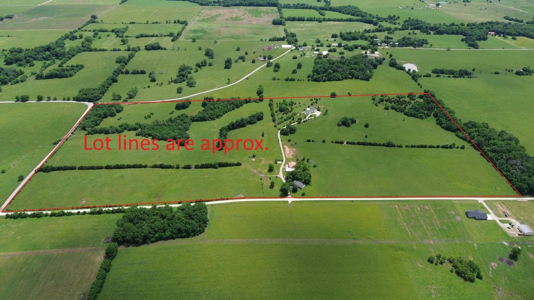 Farm Ranch in Pittsburg, Missouri, United States 4 - 16680059