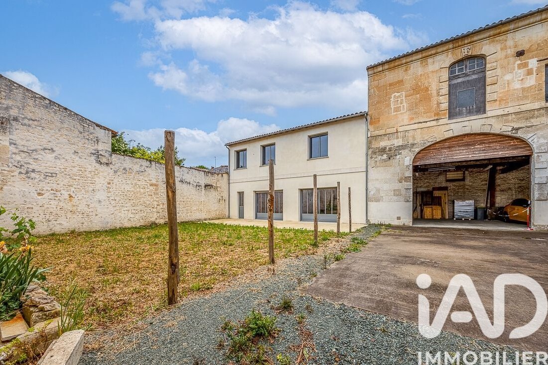 House in Niort, Nouvelle-Aquitaine, France 4 - 18046335