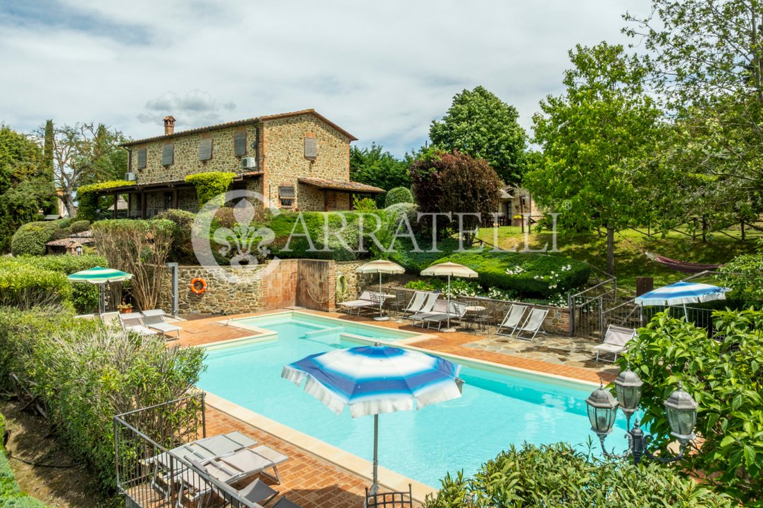 Country House in Paciano, Umbria, Italy 2 - 18041373