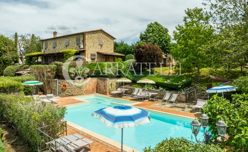 Landhaus in Paciano, Umbrien, Italien 1