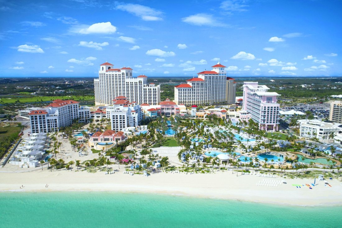 Condo in Nassau, New Providence, The Bahamas 1 - 18039939