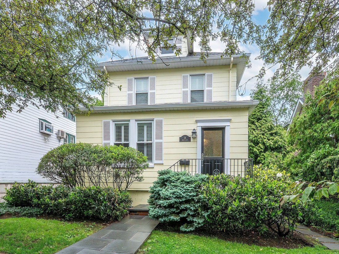 House in Port Washington, New York, United States 1 - 18028197