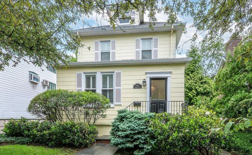 Haus in Port Washington, New York, Vereinigte Staaten 1