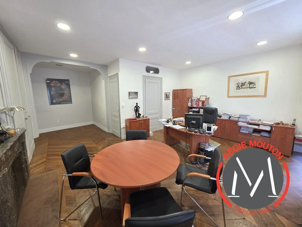 Apartment in Perralière, Lyon, Auvergne-Rhône-Alpes 1 - 18043566