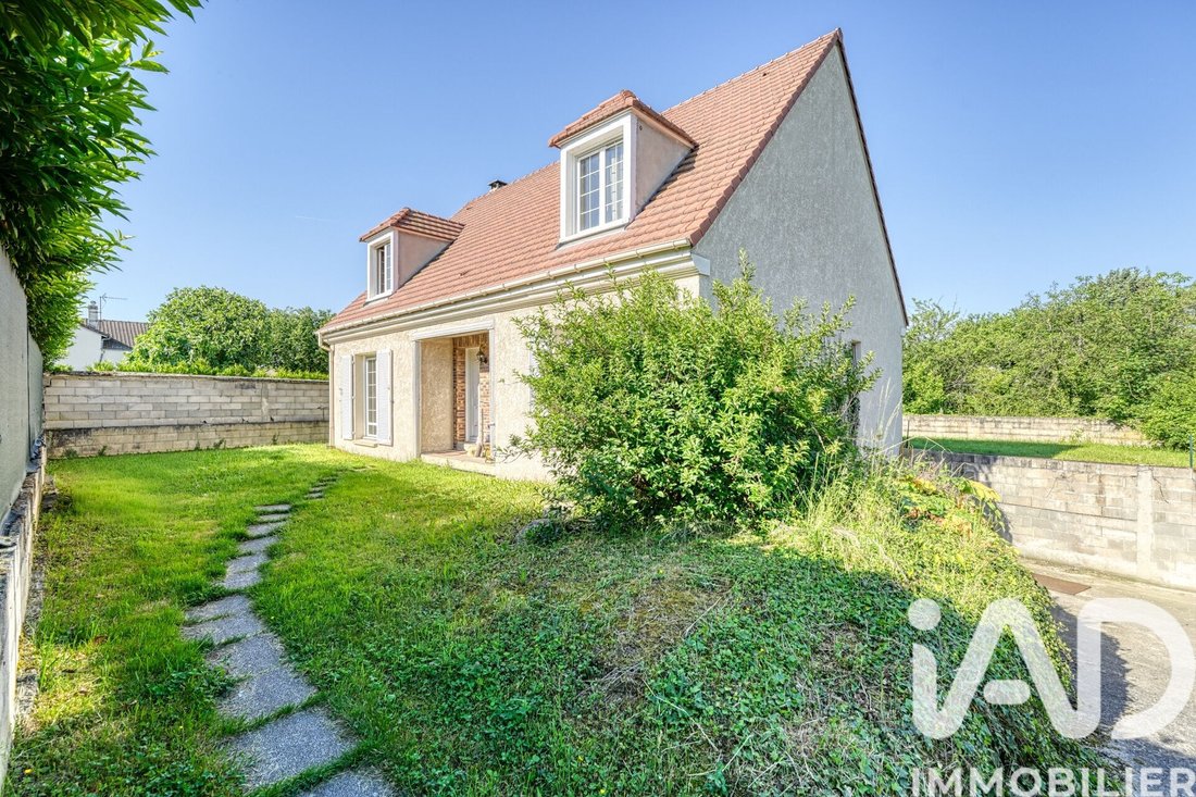 House in Saint-Brice-sous-Foret, Ile-de-France, France 1 - 18046366