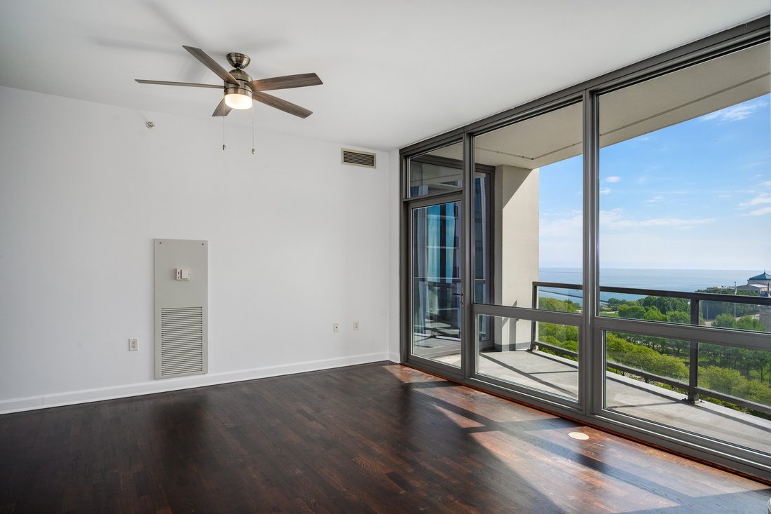 Condo in Chicago, Illinois, United States 4 - 18035594