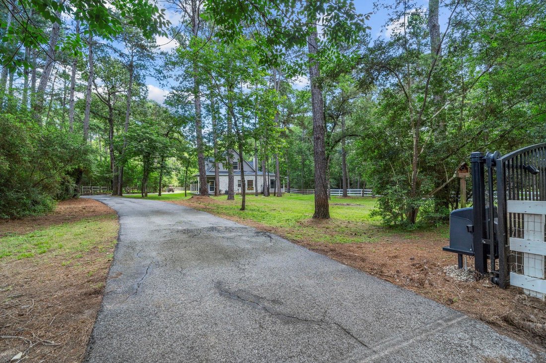 House in Magnolia, Texas, United States 2 - 18037090