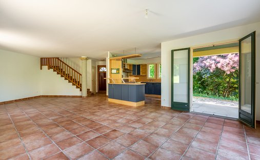 Villa in Marcy, Auvergne-Rhône-Alpes, France 1