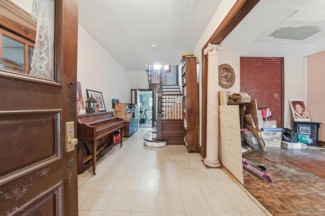 House in New York, New York, United States 5 - 18036510