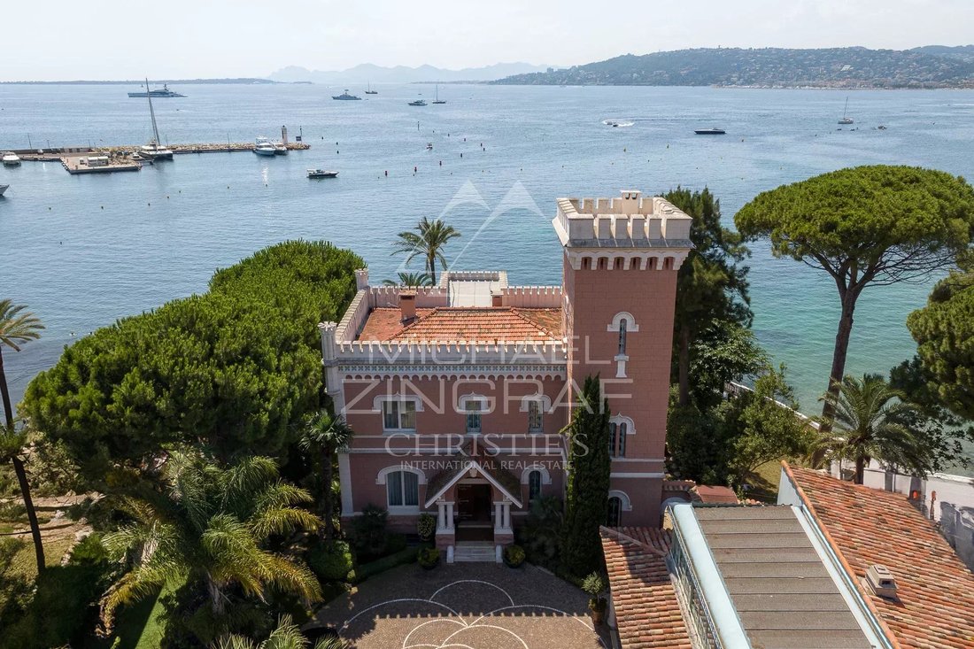 Villa in Juan les Pins-Gallice, Antibes, France 2 - 18038566