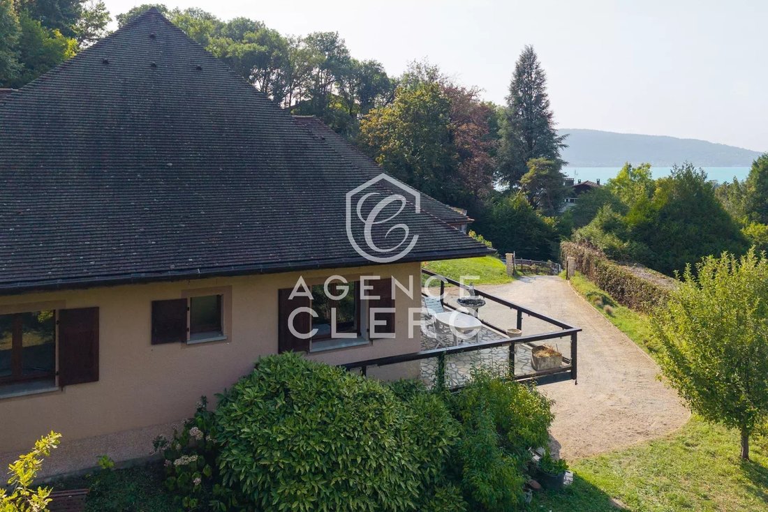 Villa in Menthon-Saint-Bernard, Auvergne-Rhône-Alpes, France 5 - 16063122