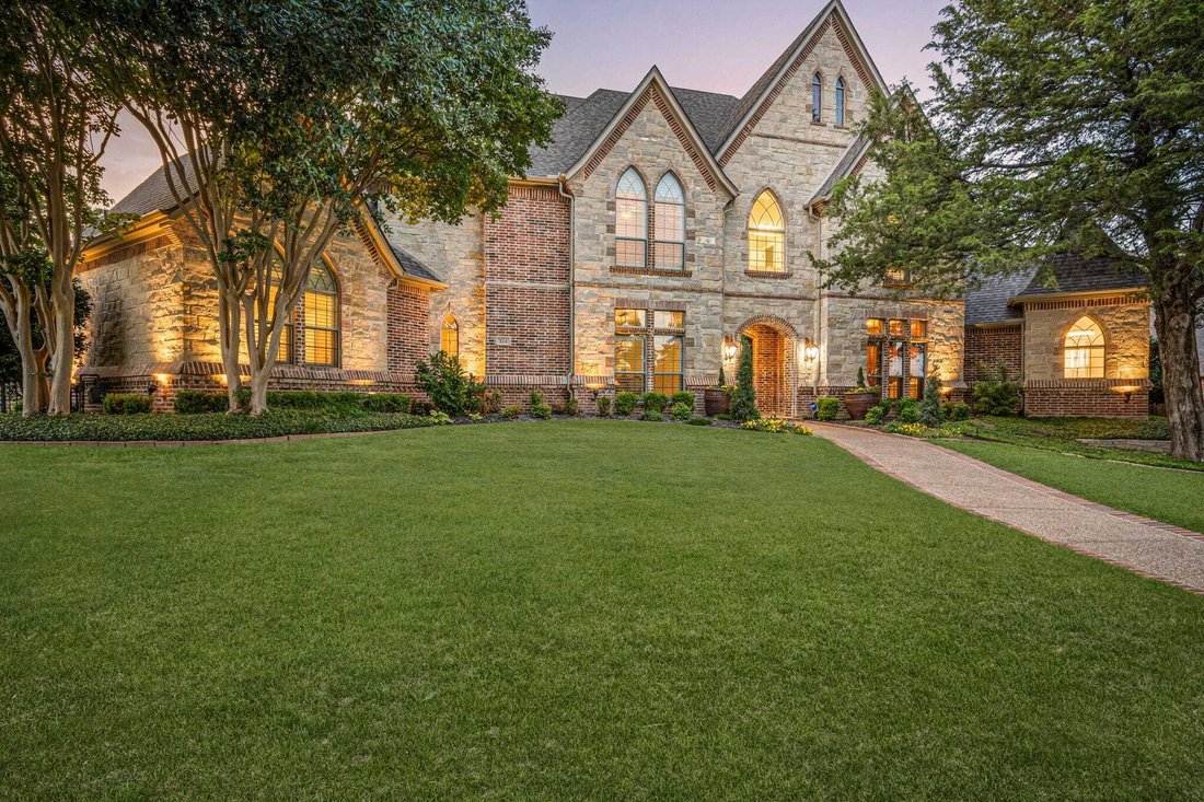 House in Grapevine, Texas, United States 2 - 18043404