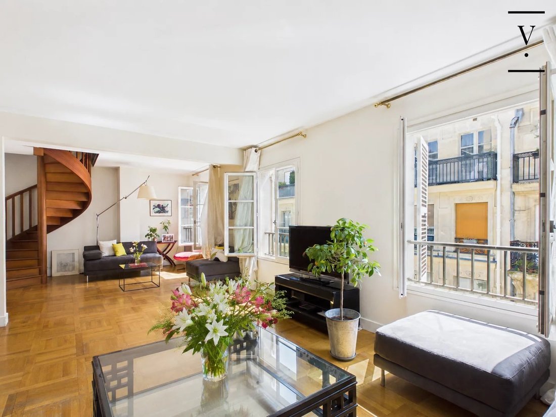 Apartment in Sainte Avoie, Paris 3e Arrondissement, Paris 4 - 17843679