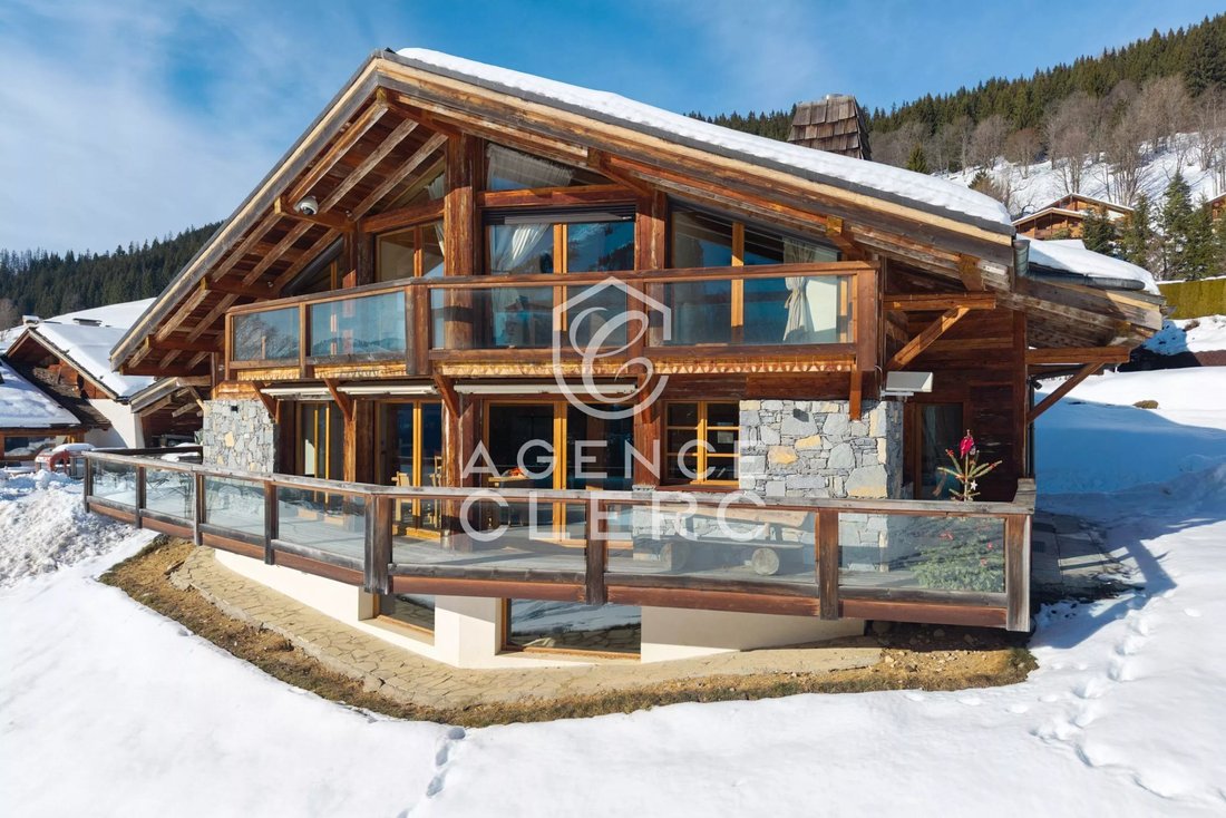 Villa in La Clusaz, Auvergne-Rhône-Alpes, France 1 - 16331760
