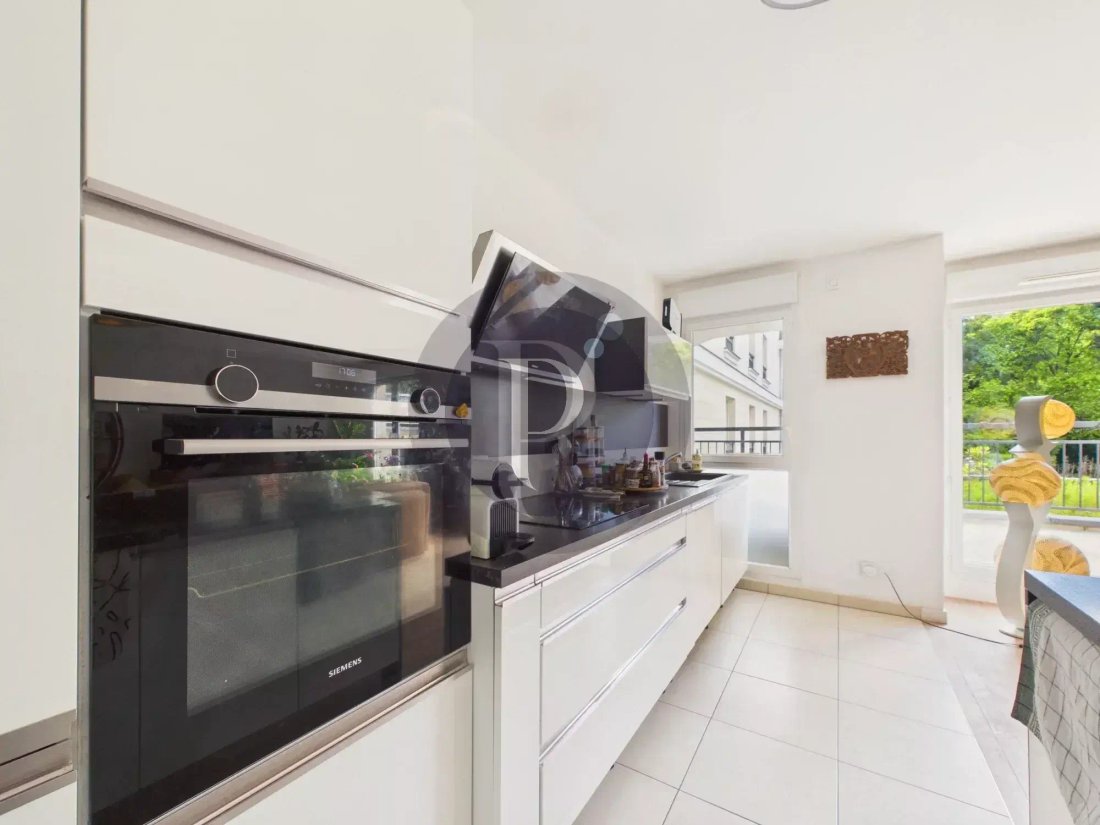 Apartment in Anatole France, Le Plessis-Robinson, France 3 - 18050114