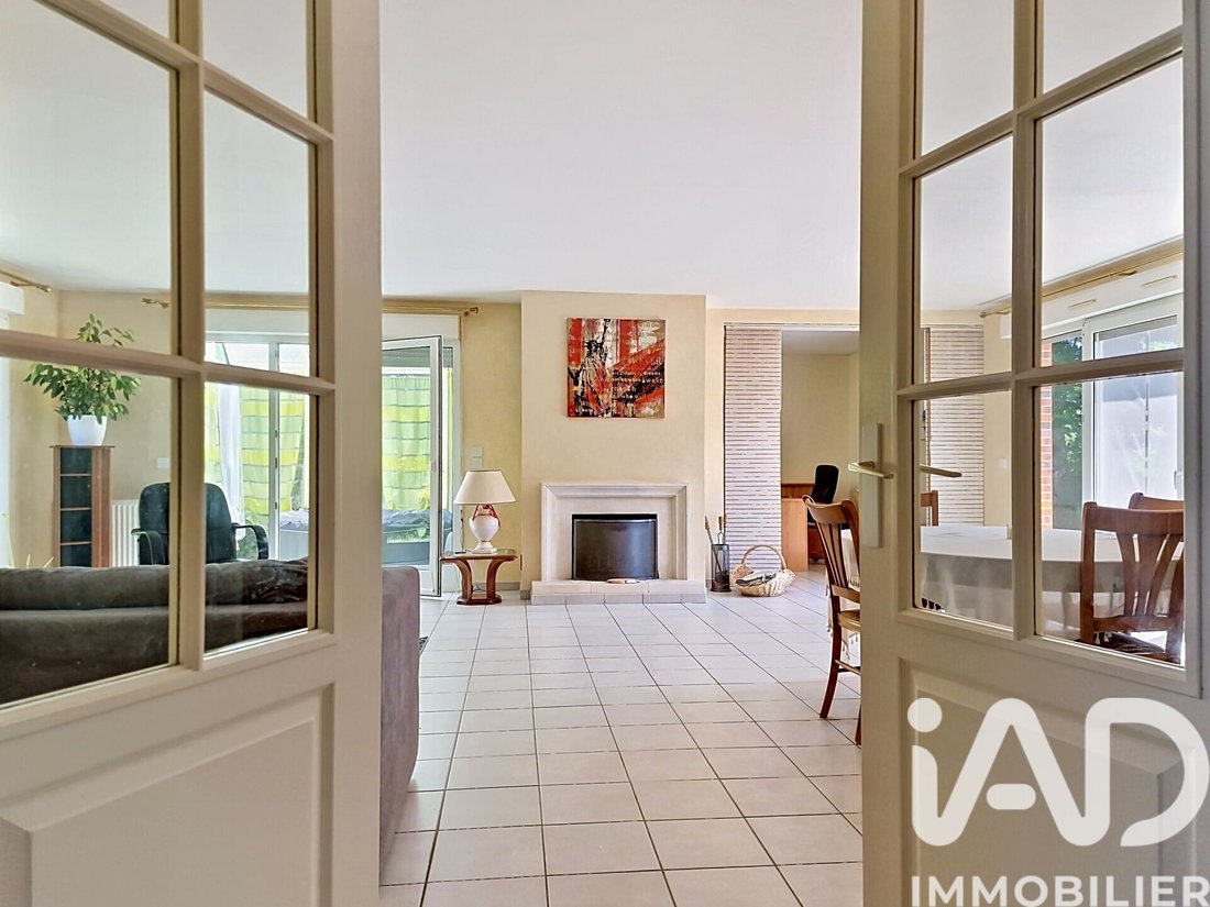 House in Forges-les-Bains, Ile-de-France, France 3 - 18046349