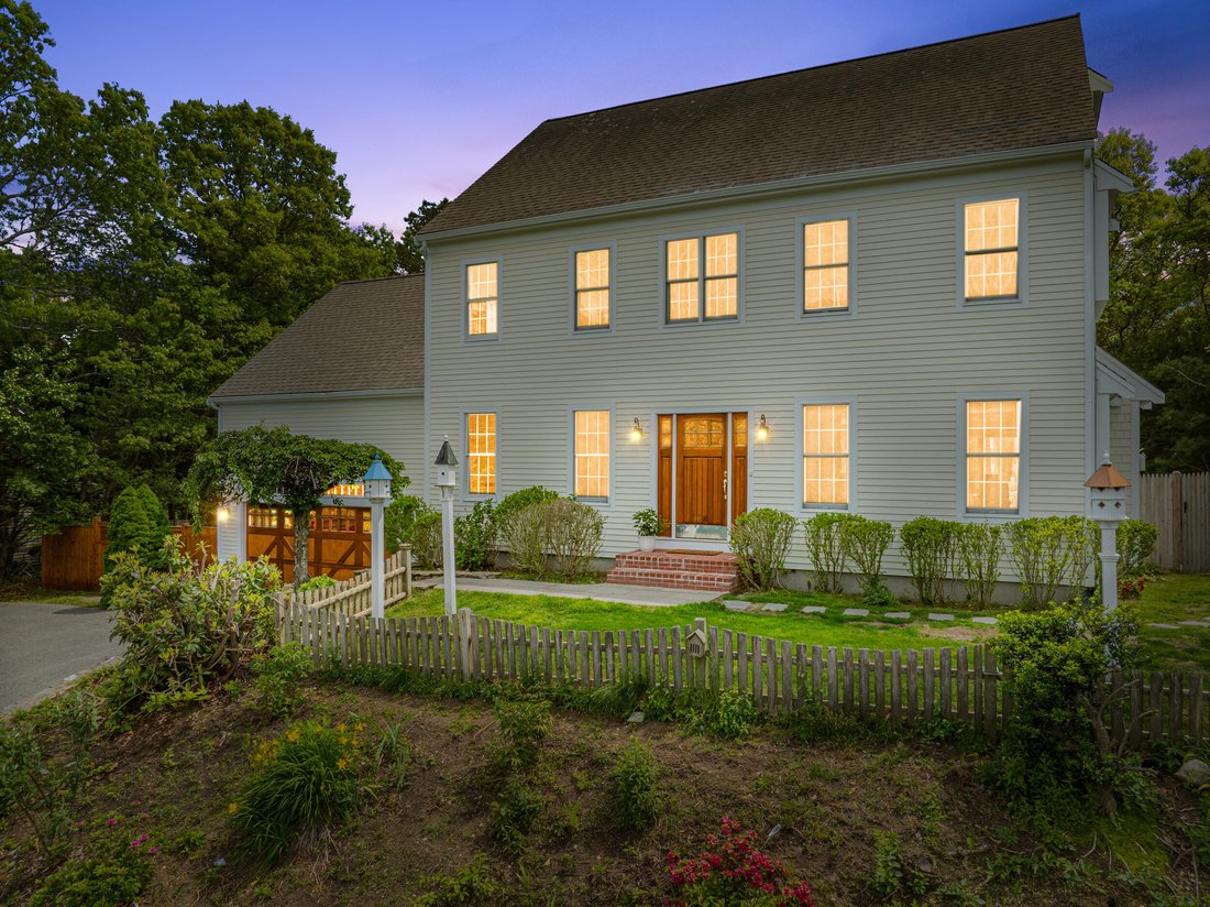 House in Falmouth, Massachusetts, United States 2 - 18040063