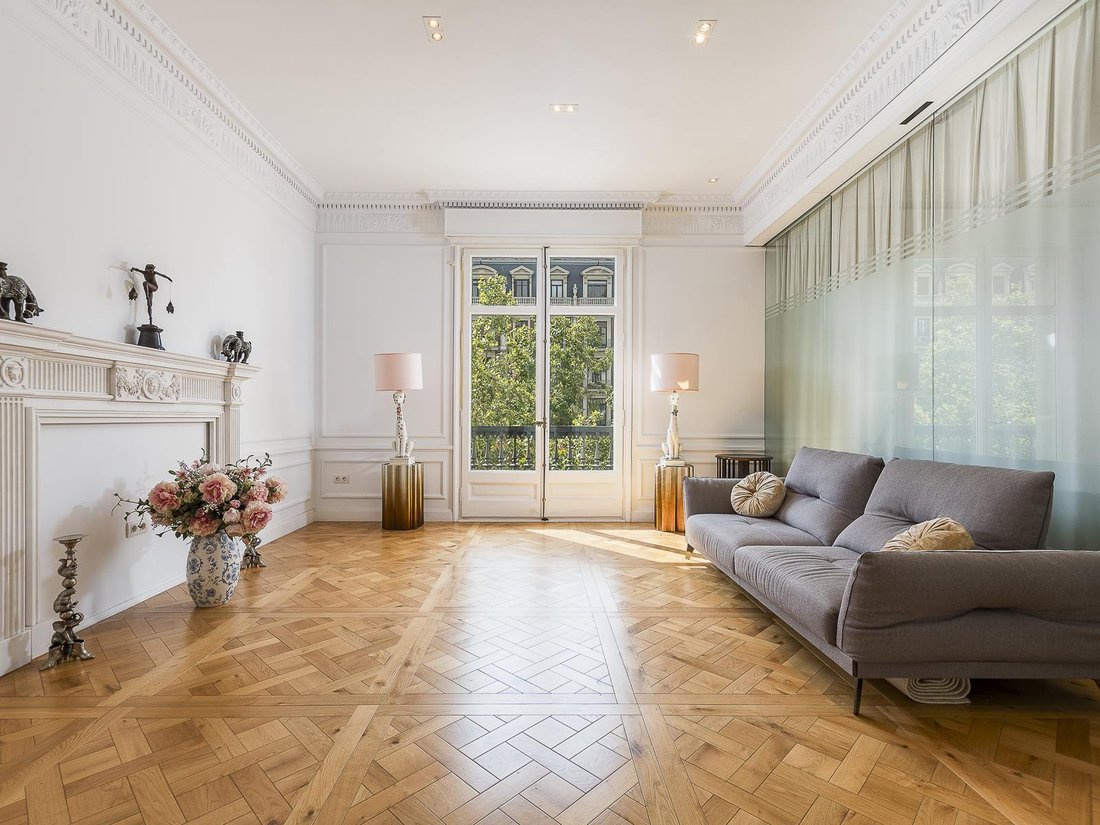 Apartment in Sarrià-Sant Gervasi, Barcelona, Spain 5 - 16084228