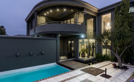 House in Cape Town, Western Cape, South Africa 1