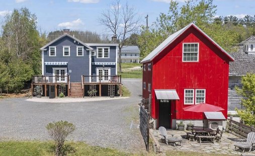 Co Op in Hillsdale, New York, United States 1