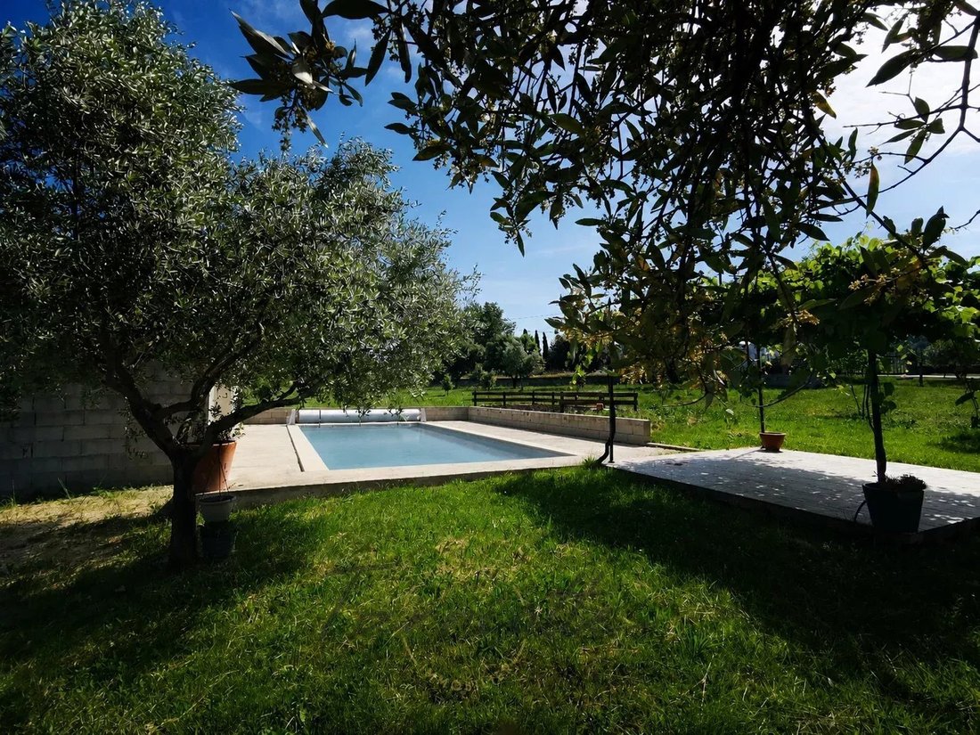 Villa in Alba-la-Romaine, Auvergne-Rhône-Alpes, France 2 - 18037076